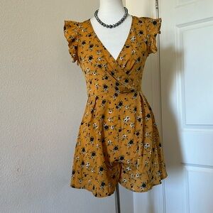 🌸🌺🌼NEW FLORAL SHORT DRESS